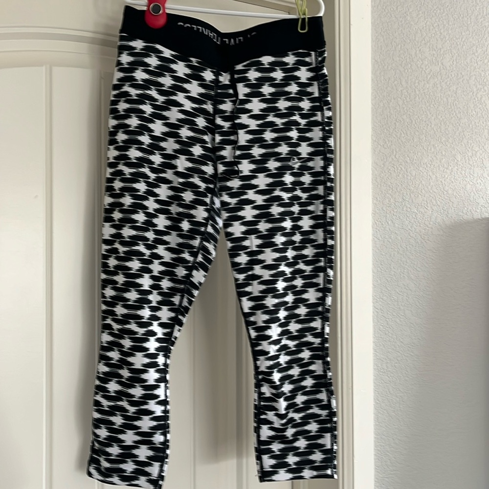 Nike Dri-Fit capri tights